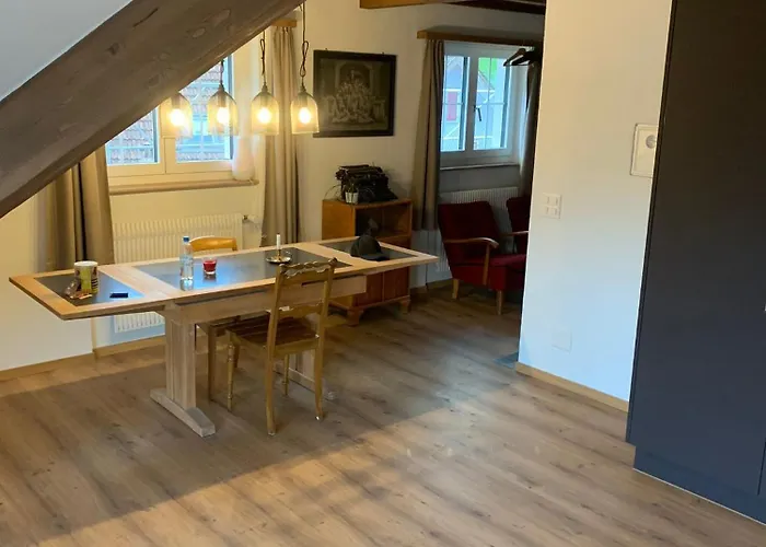 Floor Flat Lejlighed